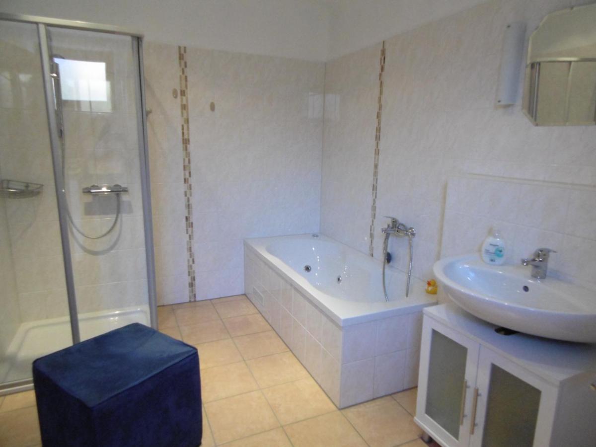 Ferienwohnung Schaefer Waldbreitbach المظهر الخارجي الصورة