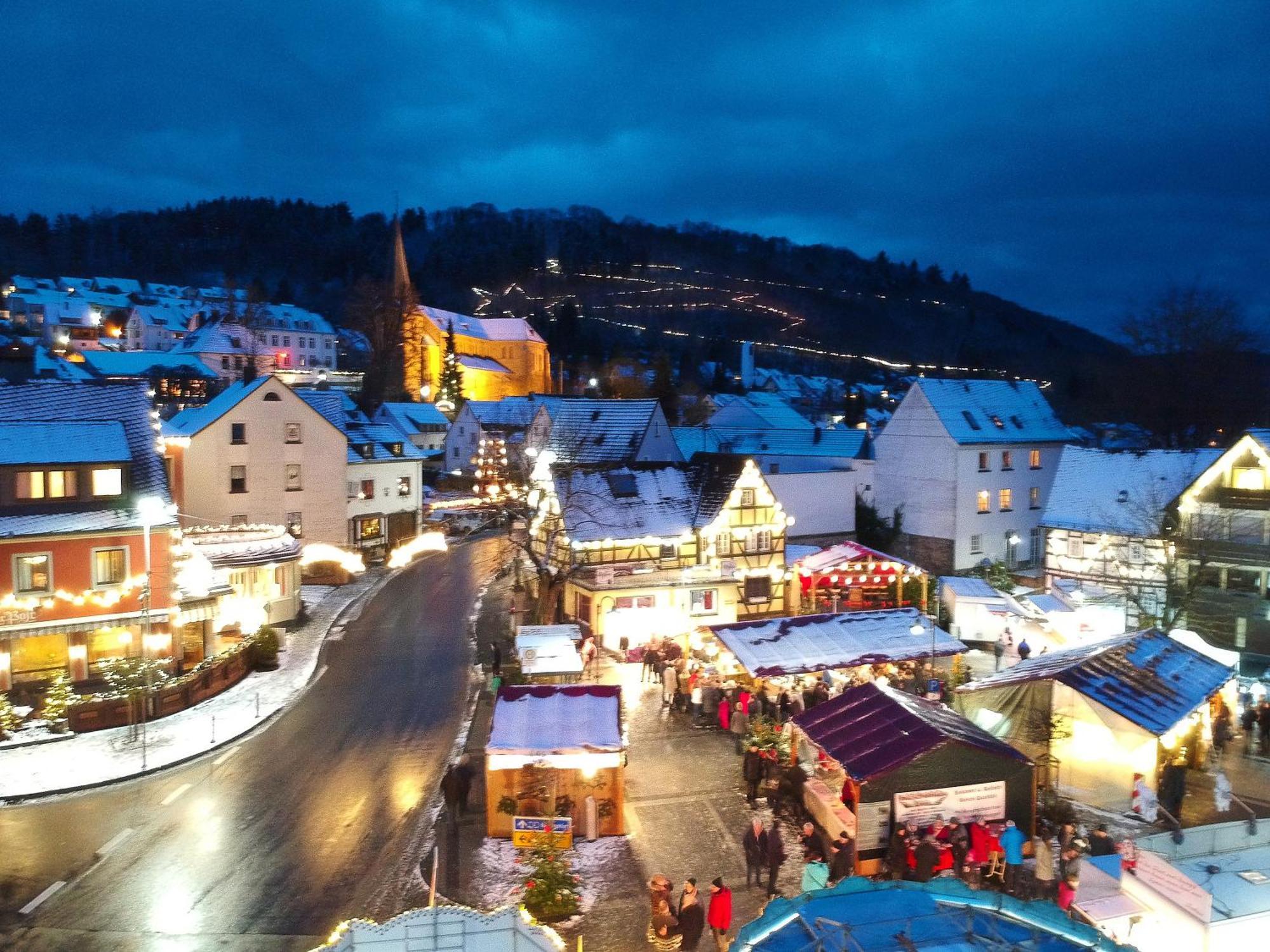 Ferienwohnung Schaefer Waldbreitbach المظهر الخارجي الصورة